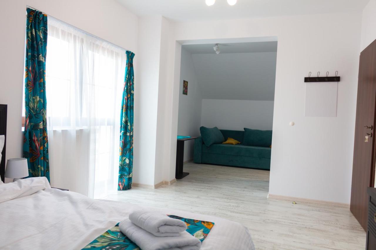 Vila Sol Prejmer Bagian luar foto